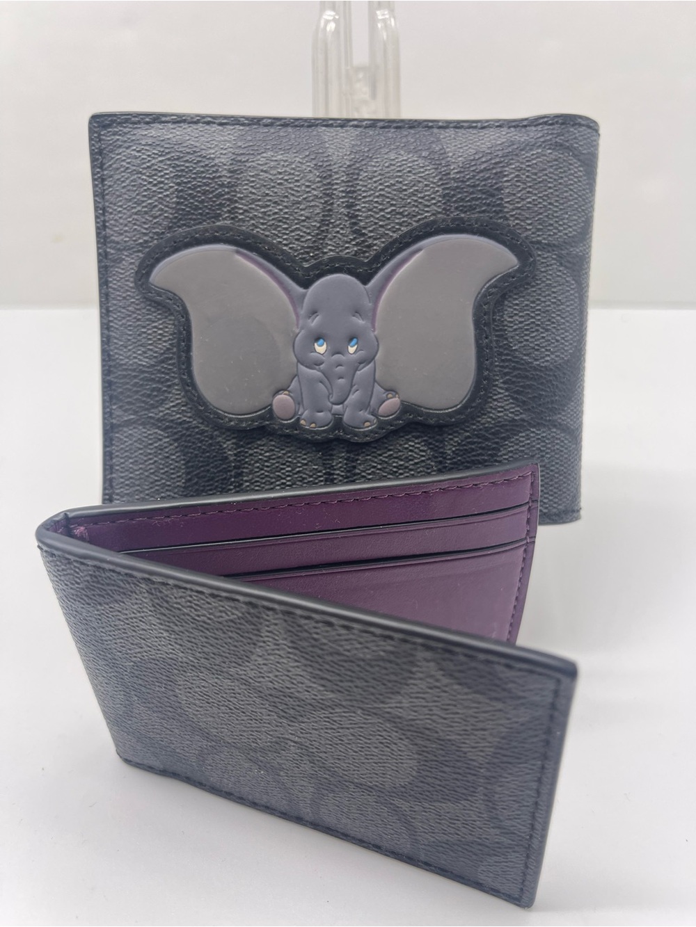 Coach 3 in 1 Signature Disney X Wallet Dumbo 91654 Charcoal Plum Multi
NWT - Picture 16 of 16